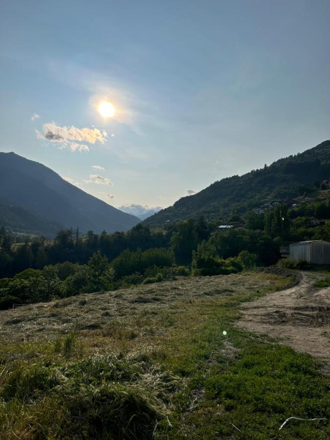 Hotel Mountain Cave Aosta Exterior foto